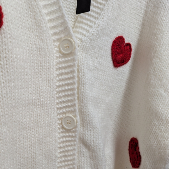 NWT Lulu's White Cardigan with Red Heart Accents - Size L/XL ❤️❤️ - Picture 9 of 11